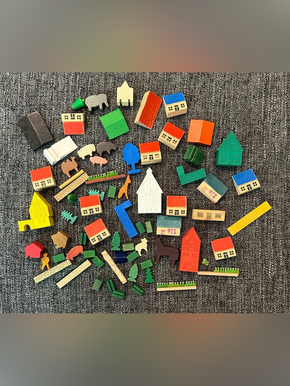 Large play set of wooden animals and homes • the best creative play • wood set